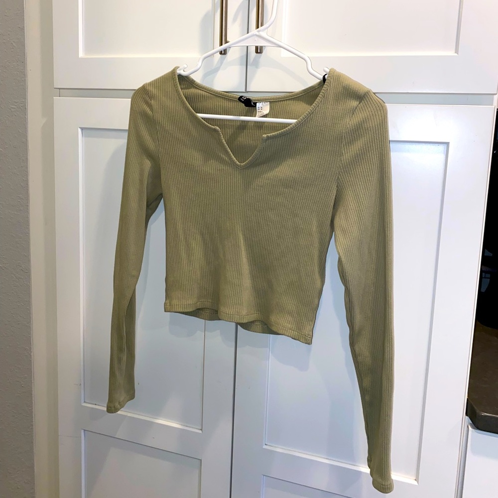 Green long sleeve but kinda cropped